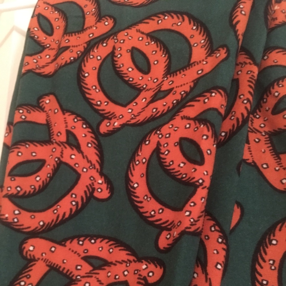 Pretzel TC Lularoe leggings